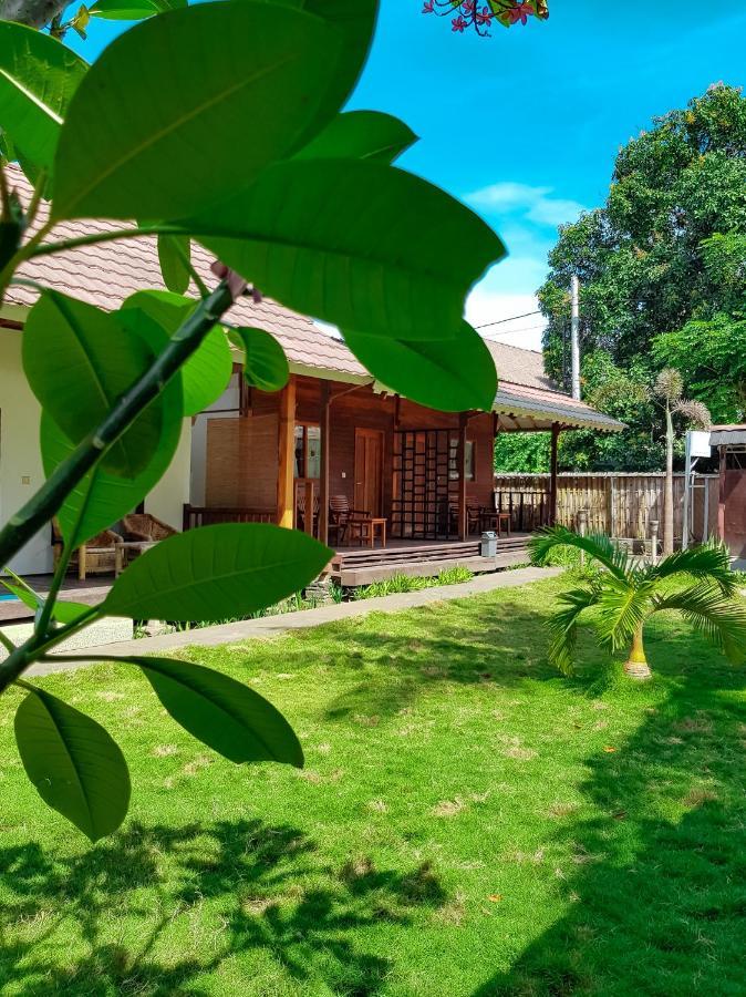 Leaf Coco Bungalow Гили Еър Екстериор снимка