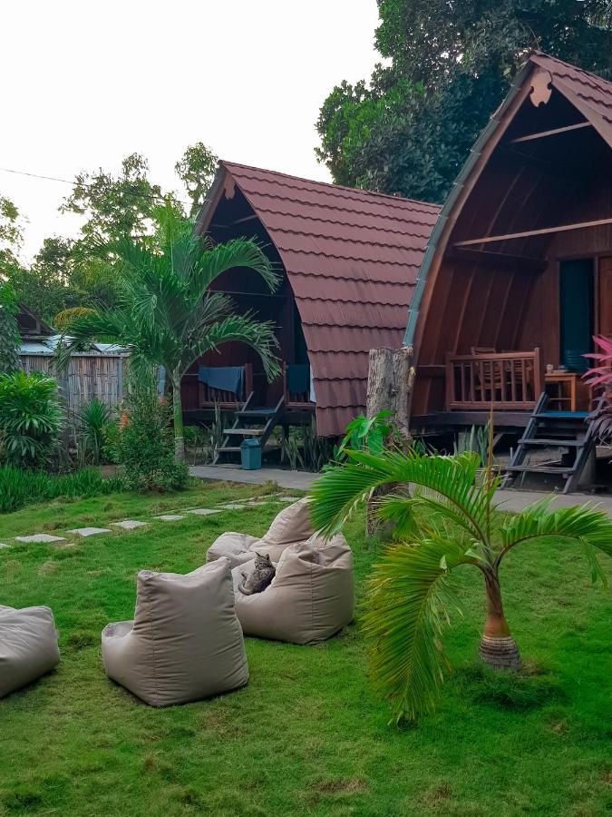 Leaf Coco Bungalow Гили Еър Екстериор снимка