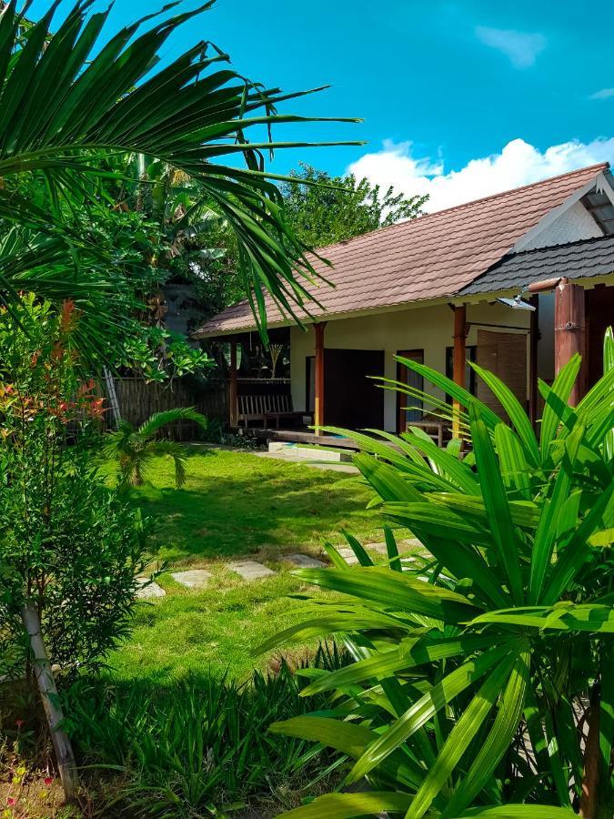 Leaf Coco Bungalow Гили Еър Екстериор снимка